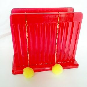 🎈3/$8 Silver or Gold Chain Pom pom Earing